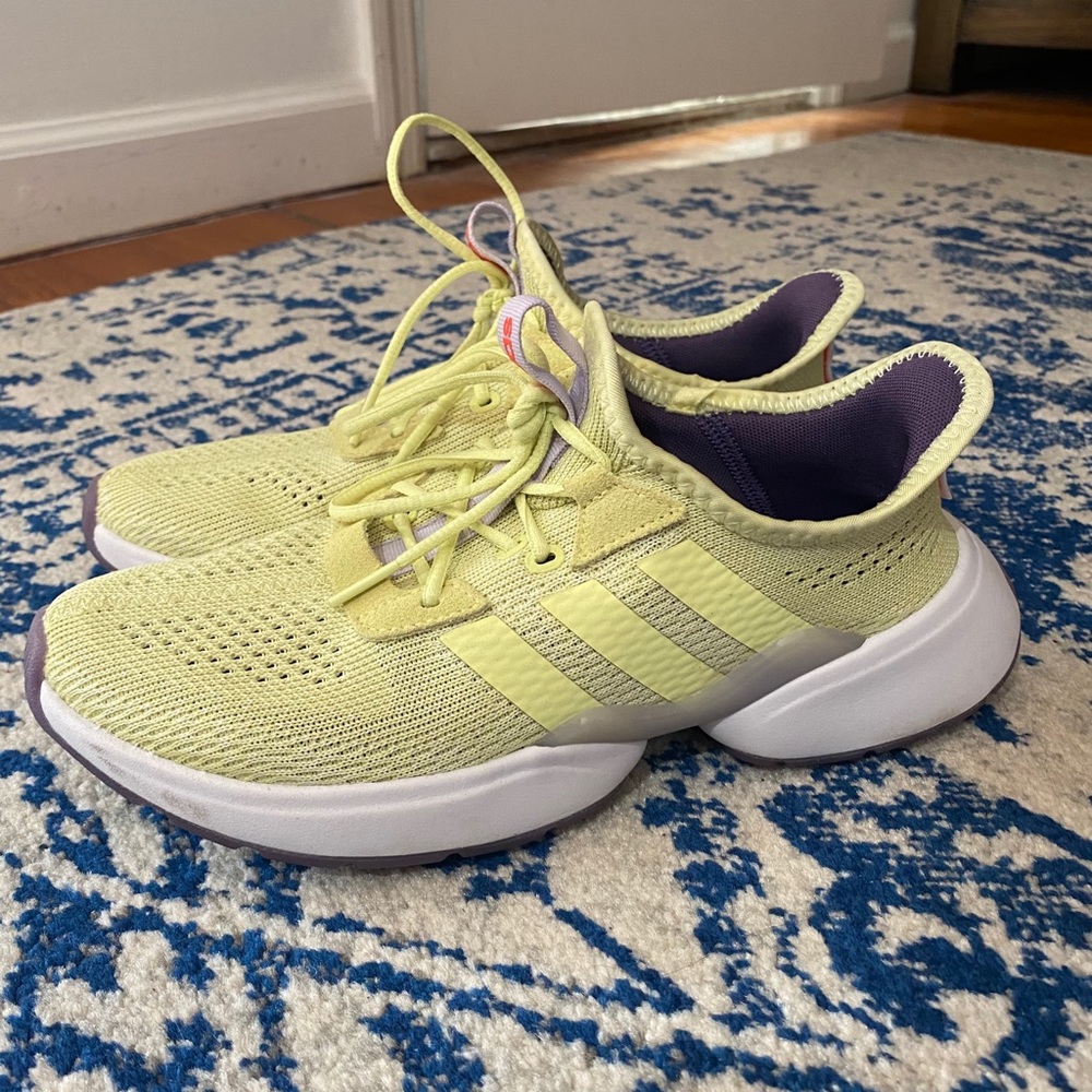 Adidas Mavia X